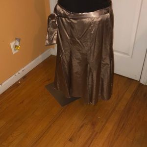 Satin skirts with belts in size 18